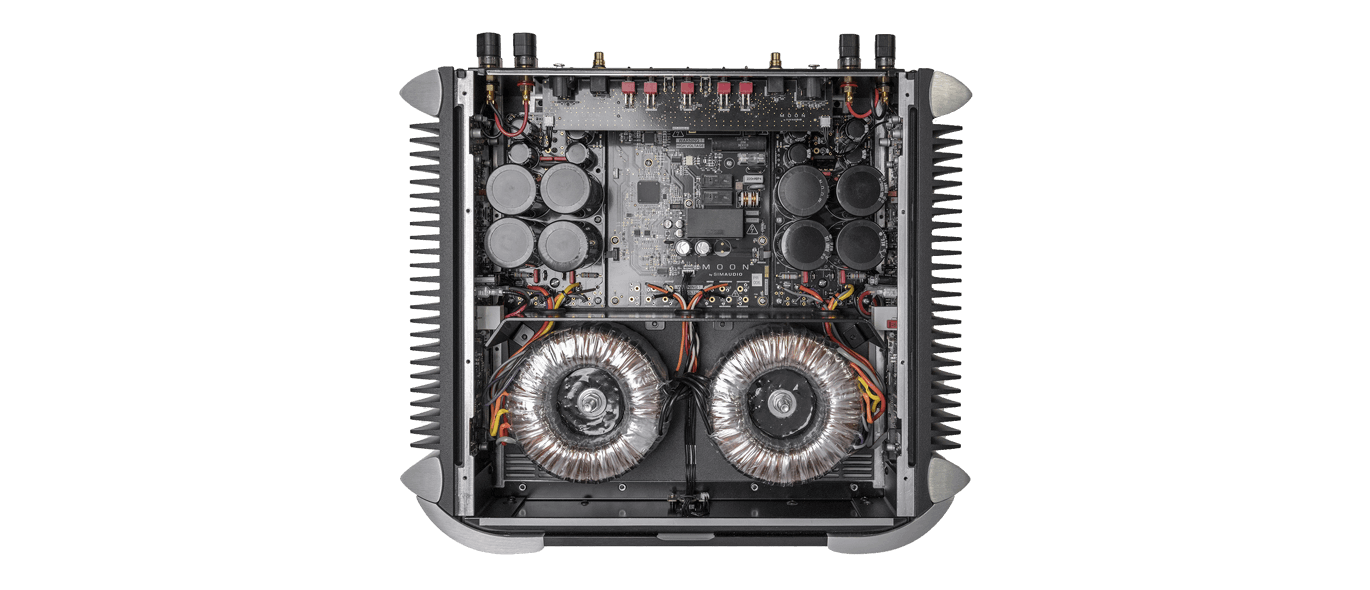 Moon by Simaudio 761 Stereo Power Amplifier (available to demo)