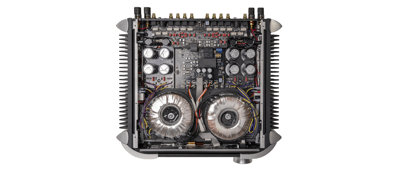 Moon by Simaudio 641 Integrated Amplifier (available to demo)