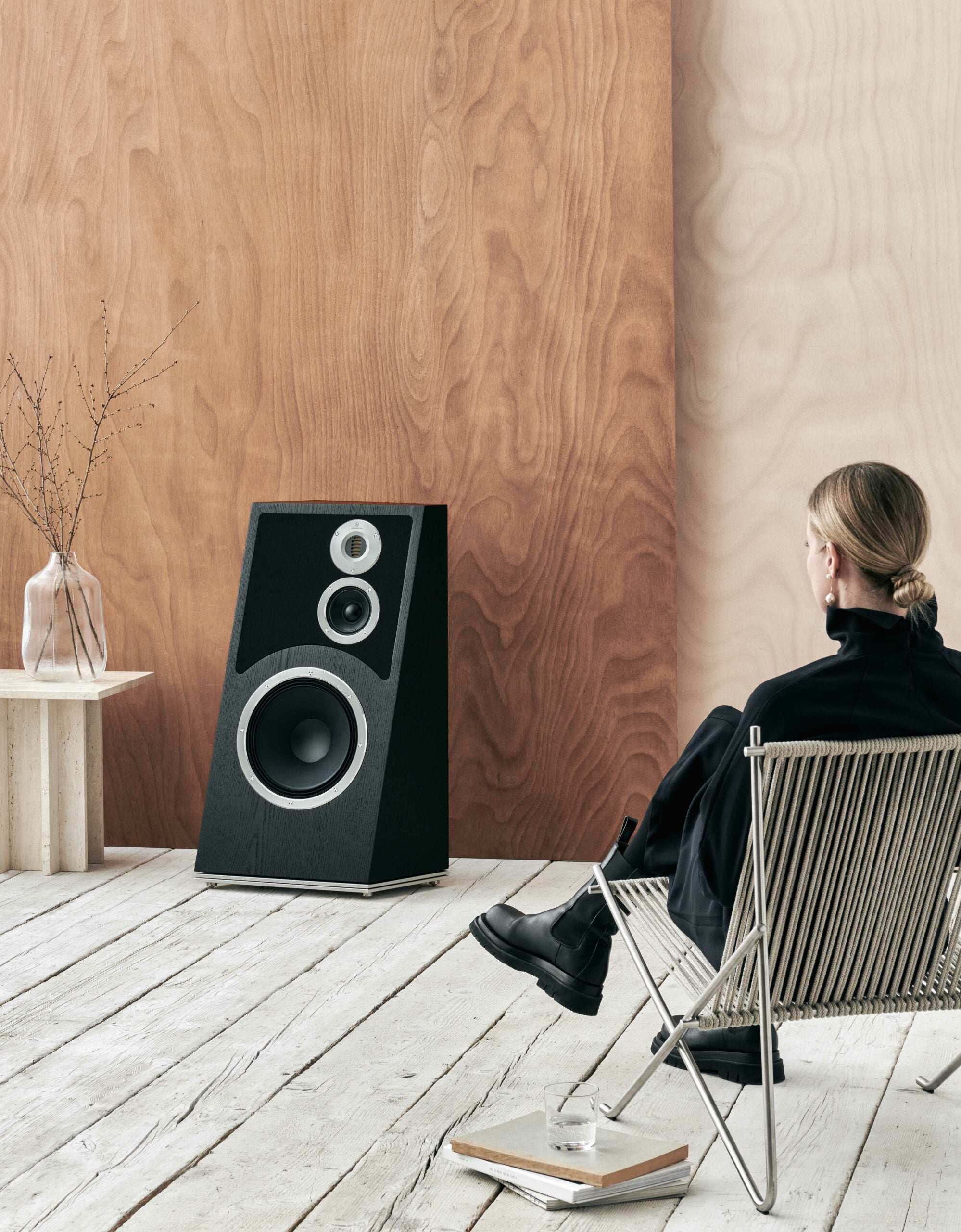 Audiovector Trapeze Ri Floorstanding Loudspeaker (PAIR) (available to demo)