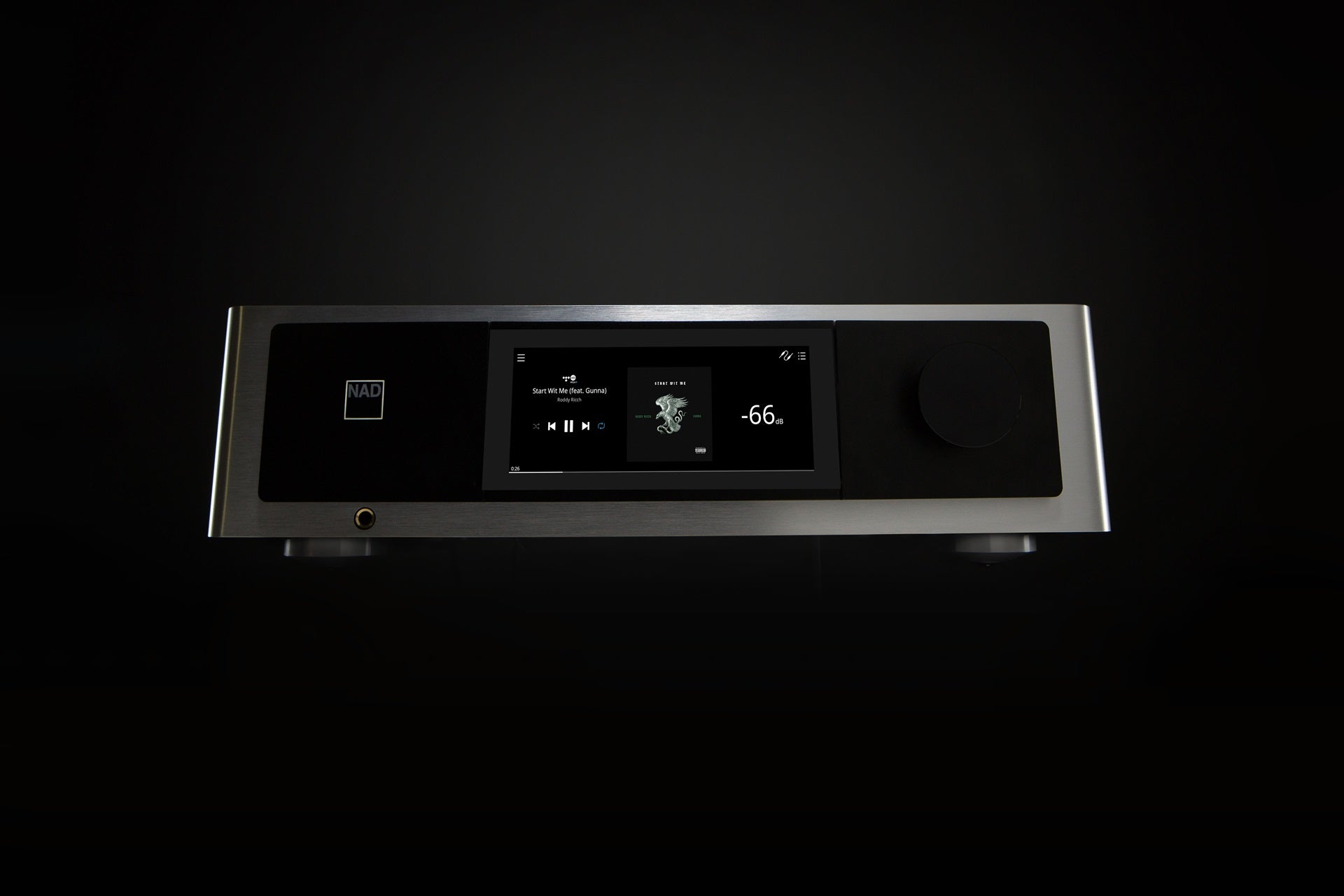 NAD M33 V2 Integrated Amplifier with DAC / Phono and Bluesound Streamer